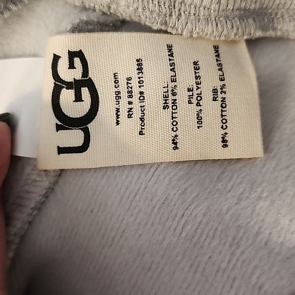 UGG Robe - Picture 6 of 9